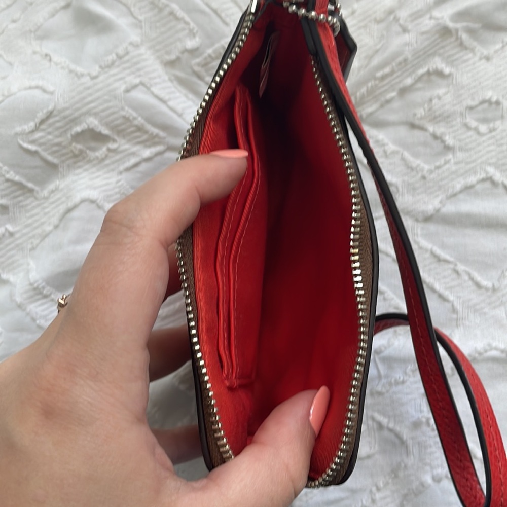Coach wristlet - Picture 3 of 3